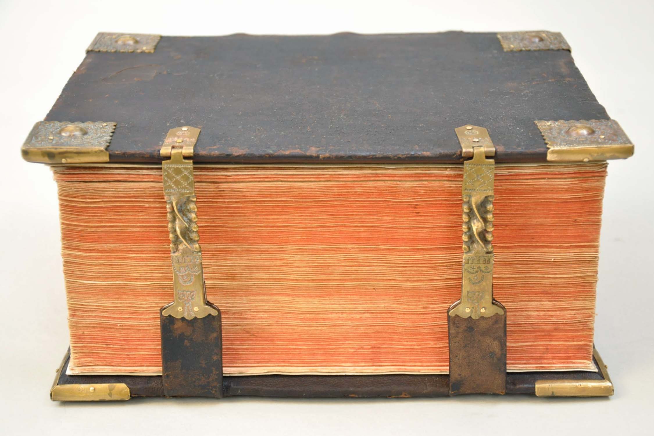 Bibel 1664, restauriert (01)